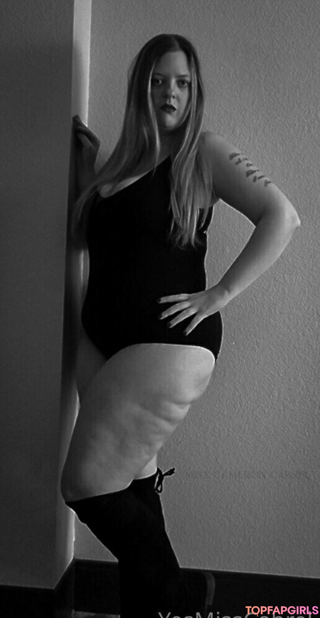 Foto desnuda filtrada de OnlyFans de Yesmisscabrel #35 Foto desnuda filtrada de OnlyFans de Yesmisscabrel #35