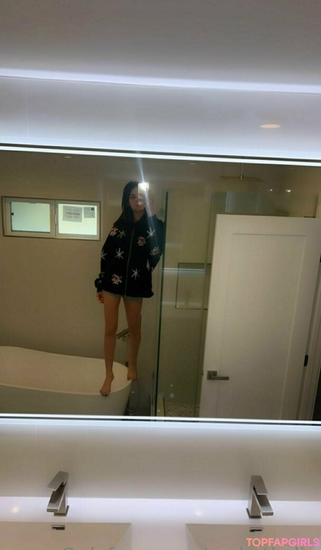 Foto desnuda filtrada de OnlyFans de Rocketkylie #106 Foto desnuda filtrada de OnlyFans de Rocketkylie #106