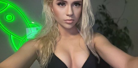 Gogorocketgirl