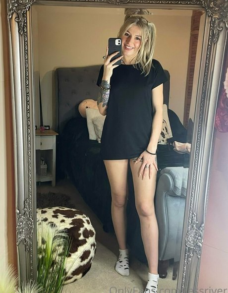 Foto desnuda filtrada de OnlyFans de Jessicariver