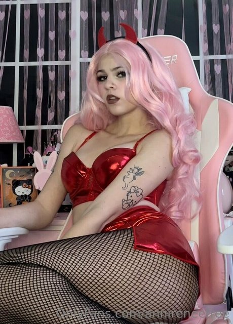 Foto desnuda filtrada de OnlyFans de Annireneefree