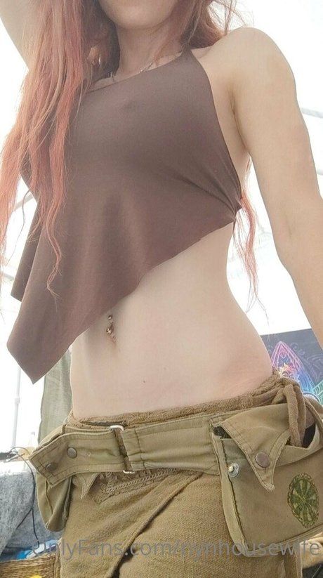 Nynhousewife