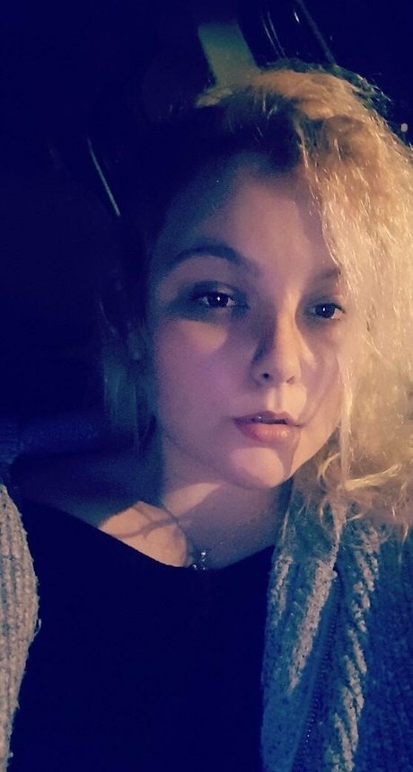 Foto desnuda filtrada de OnlyFans de Moniiquefox