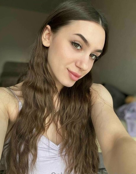Tori_Hayes