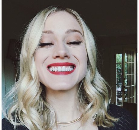 Foto desnuda filtrada de OnlyFans de Olivia Taylor Dudley