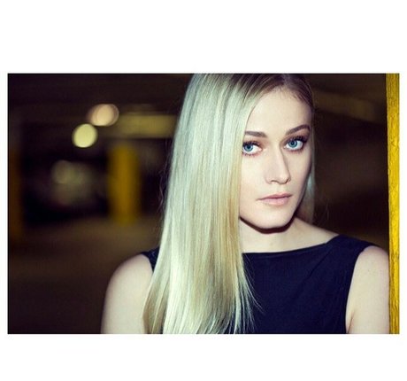 Foto desnuda filtrada de OnlyFans de Olivia Taylor Dudley