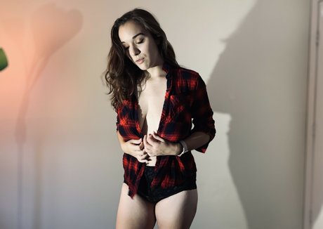 Foto desnuda filtrada de OnlyFans de Asmrkitten