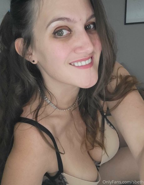 Foto desnuda filtrada de OnlyFans de Sbeth