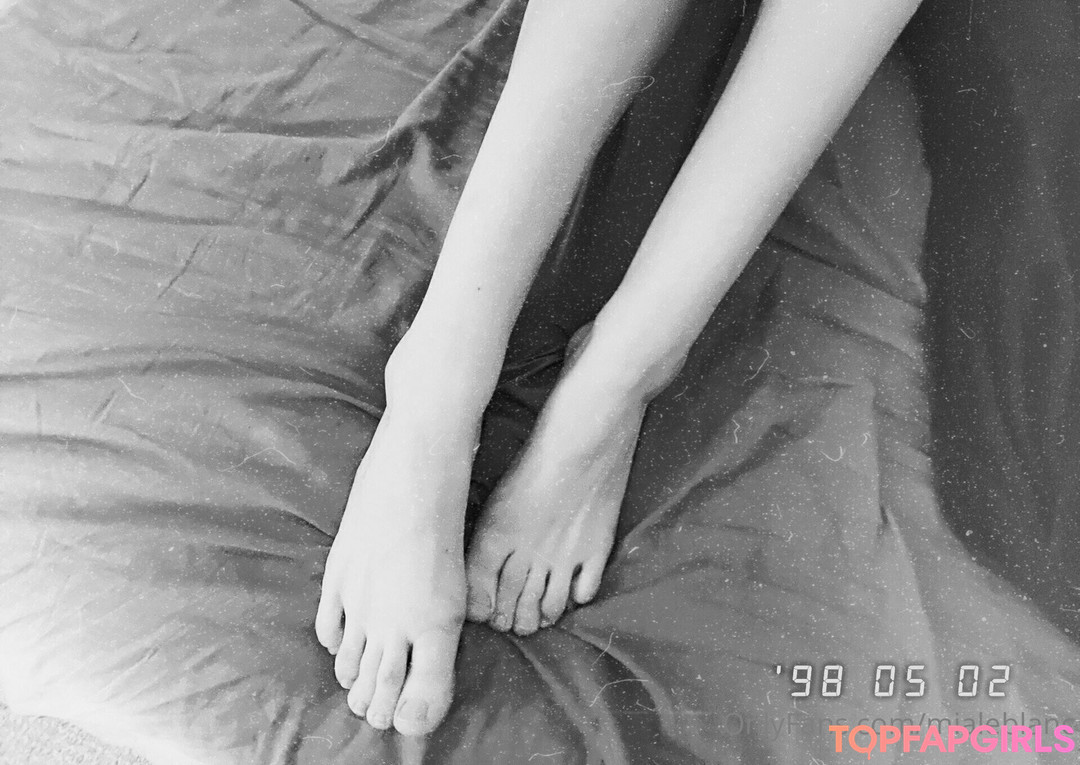 Foto desnuda filtrada de OnlyFans de Mialeblanc #128 Foto desnuda filtrada de OnlyFans de Mialeblanc #128