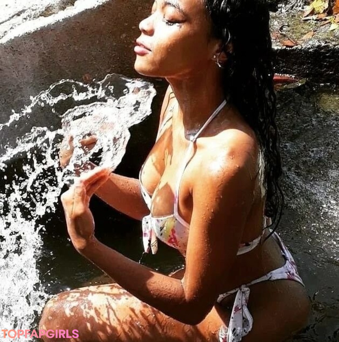 Foto desnuda filtrada de OnlyFans de Vanessamaite57 #6 Foto desnuda filtrada de OnlyFans de Vanessamaite57 #6