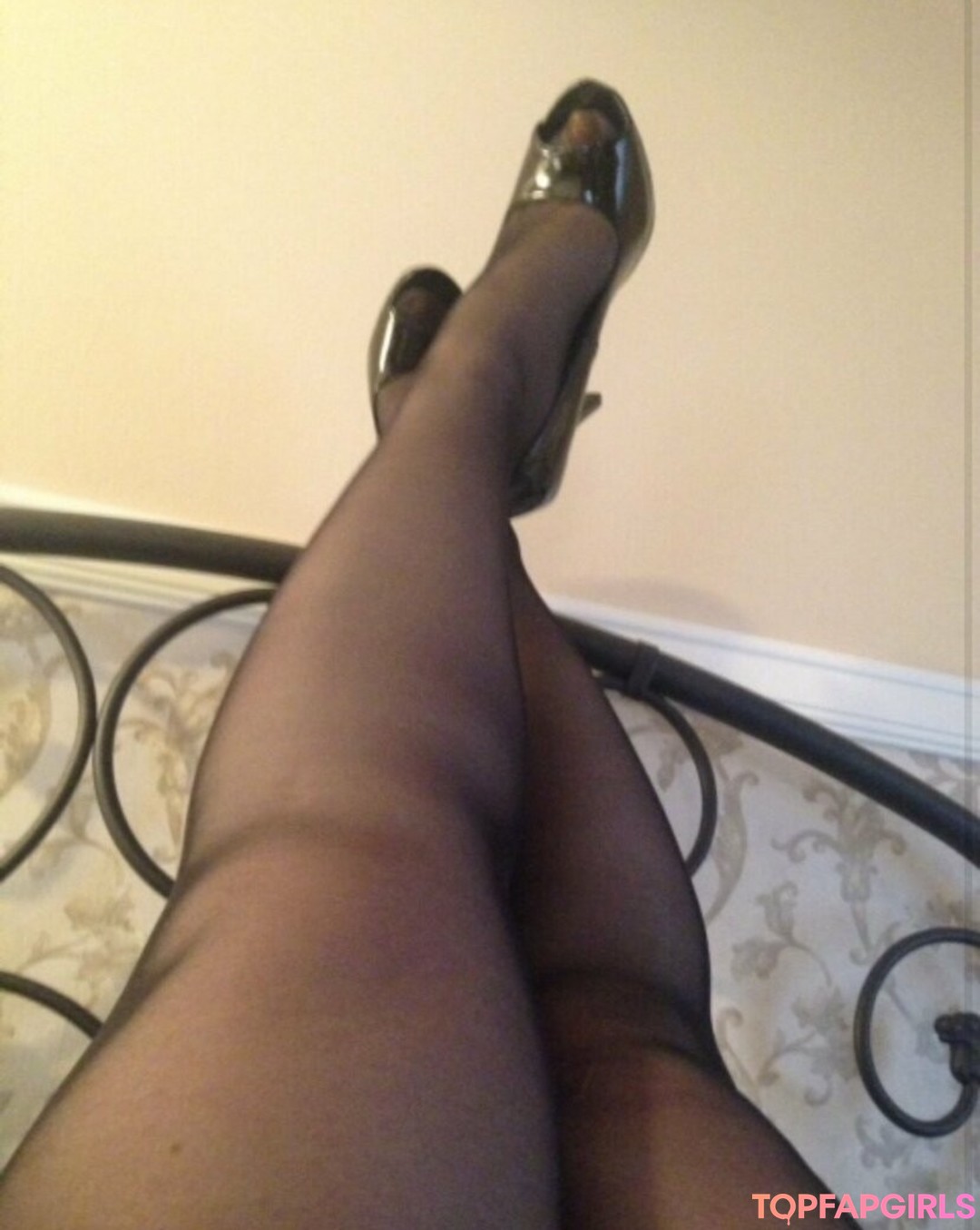 Foto desnuda filtrada de OnlyFans de Lilmizthickems #20 Foto desnuda filtrada de OnlyFans de Lilmizthickems #20