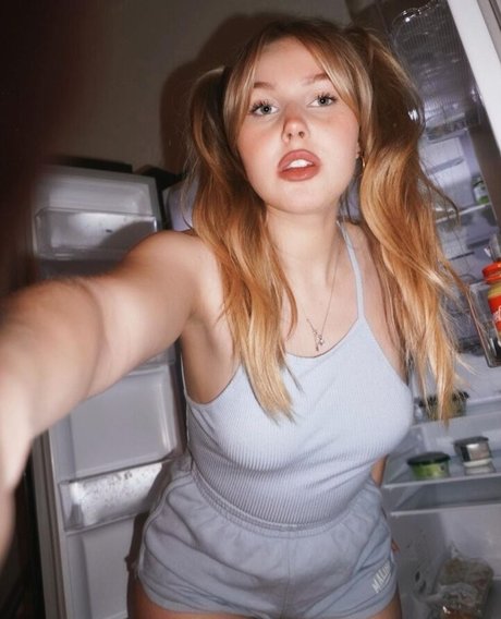 Foto desnuda filtrada de OnlyFans de Cirizzzle