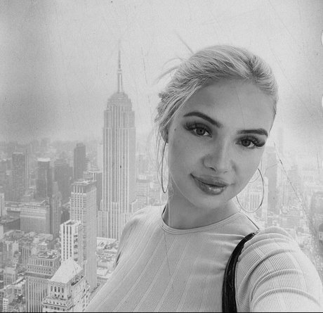 Foto desnuda filtrada de OnlyFans de Esvittie