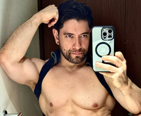 Foto desnuda filtrada de OnlyFans de Zephyrm