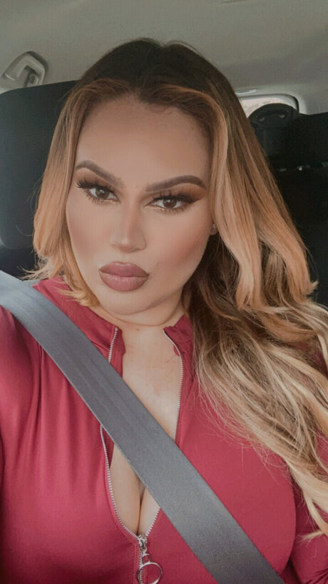Foto desnuda filtrada de OnlyFans de La Bruja Mari