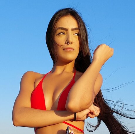 Foto desnuda filtrada de OnlyFans de Carol Souza