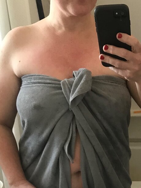 Foto desnuda filtrada de OnlyFans de Farmfun