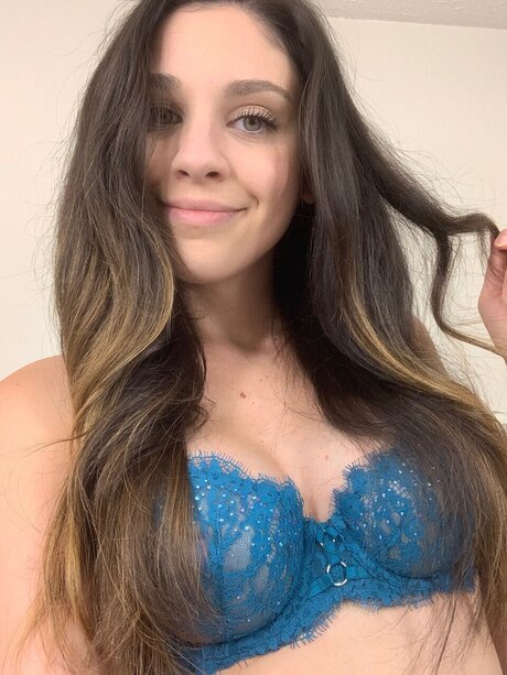 Foto desnuda filtrada de OnlyFans de Mimi