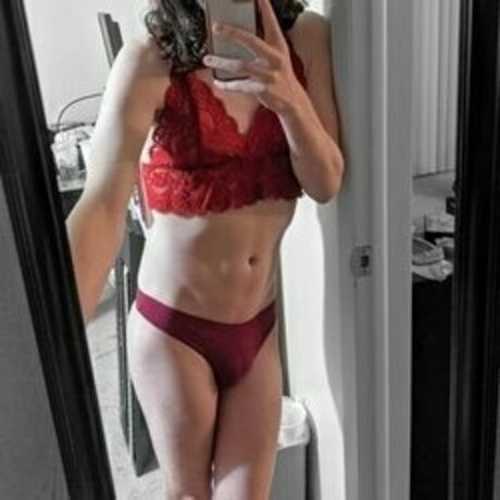 Foto desnuda filtrada de OnlyFans de Yvonne Georgia