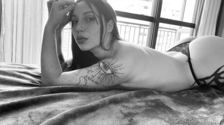 Foto desnuda filtrada de OnlyFans de Mari Freckled