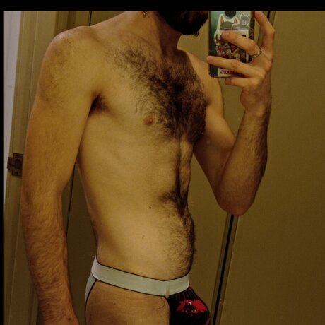 Foto desnuda filtrada de OnlyFans de Pup Dun