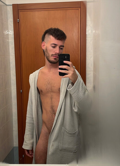 Foto desnuda filtrada de OnlyFans de Ilprofdigeometria