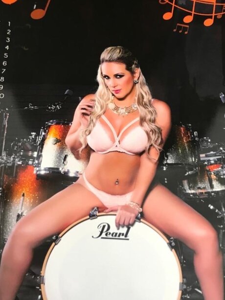Foto desnuda filtrada de OnlyFans de Caroladoll
