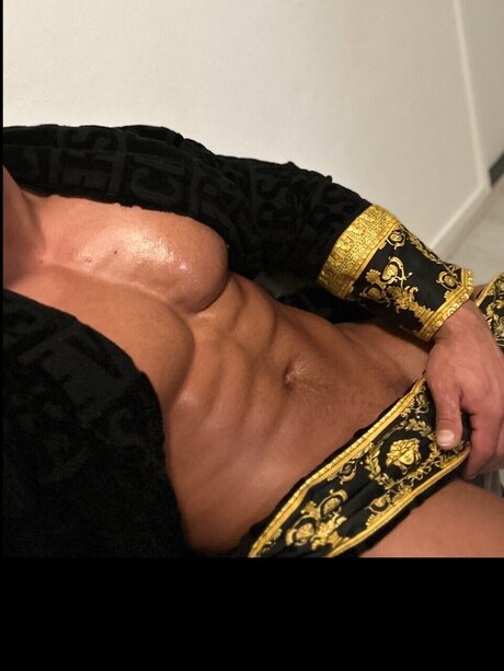 Foto desnuda filtrada de OnlyFans de  Daddy Diamond 