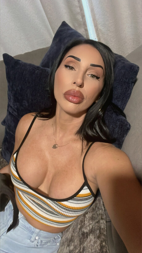 Foto desnuda filtrada de OnlyFans de Hi Sasha