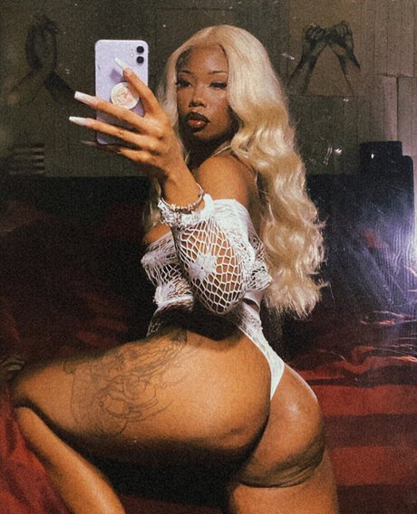 Foto desnuda filtrada de OnlyFans de Kyia
