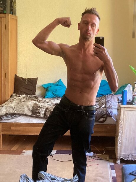 Foto desnuda filtrada de OnlyFans de Joe Geek