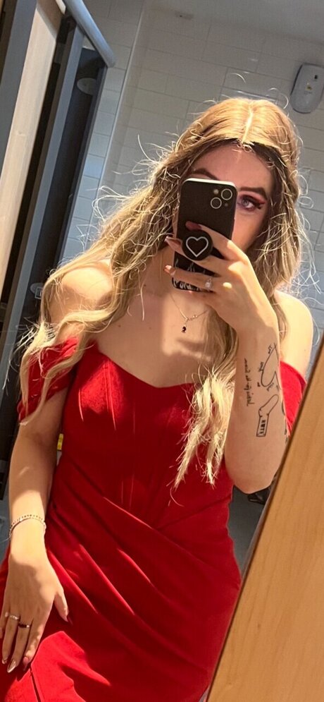 Foto desnuda filtrada de OnlyFans de Sarah Ellen