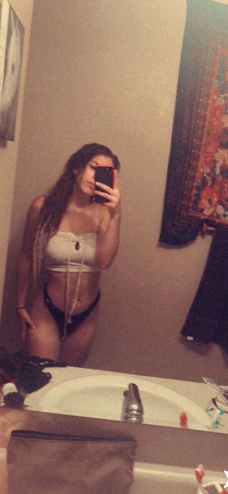 Foto desnuda filtrada de OnlyFans de Kleigh9080