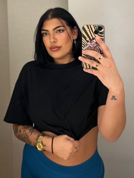 Foto desnuda filtrada de OnlyFans de D