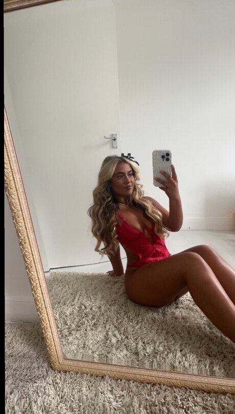 Foto desnuda filtrada de OnlyFans de Elie