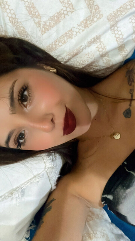 Foto desnuda filtrada de OnlyFans de Bel