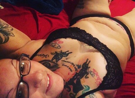 Foto desnuda filtrada de OnlyFans de Thickntatted