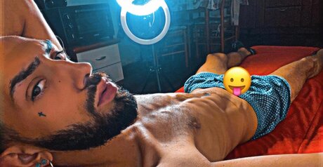 Foto desnuda filtrada de OnlyFans de Stoica Rafael