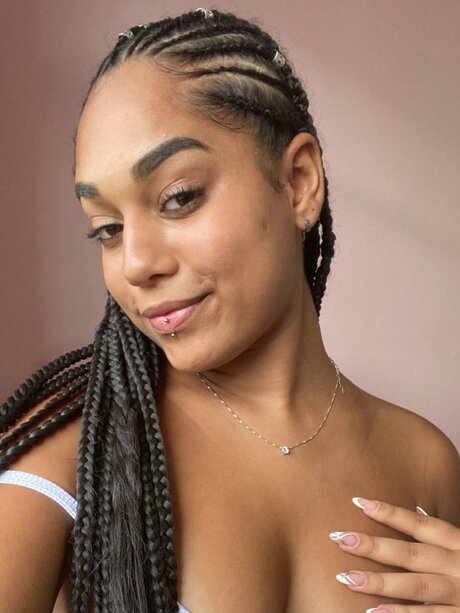 Foto desnuda filtrada de OnlyFans de Luara Souza