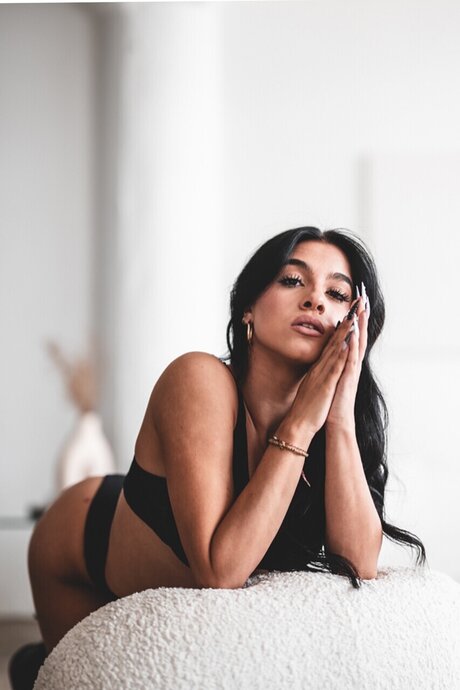 Foto desnuda filtrada de OnlyFans de Gina Marie