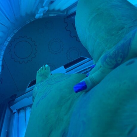 Foto desnuda filtrada de OnlyFans de Blue Pressure