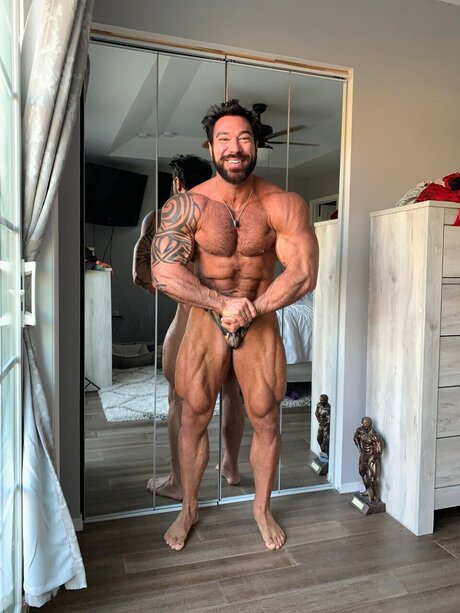 Foto desnuda filtrada de OnlyFans de Nicholas Michael