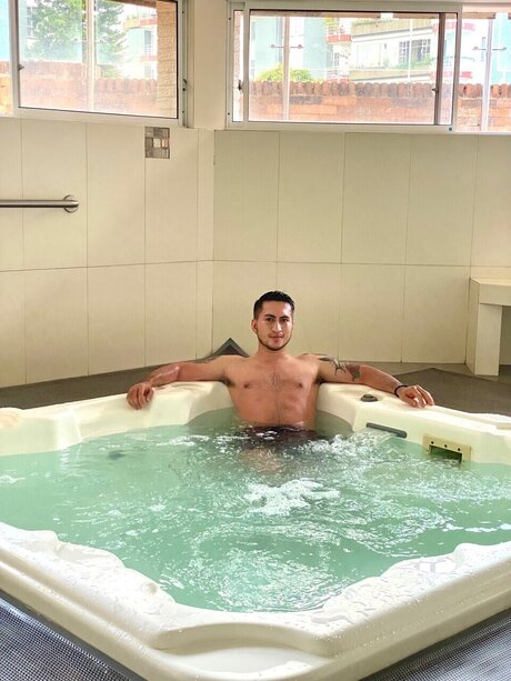 Foto desnuda filtrada de OnlyFans de Checho