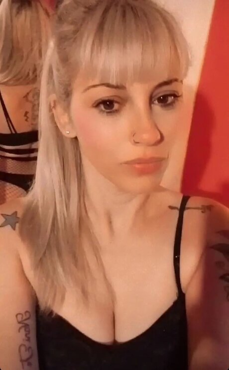 Foto desnuda filtrada de OnlyFans de Sweetylove
