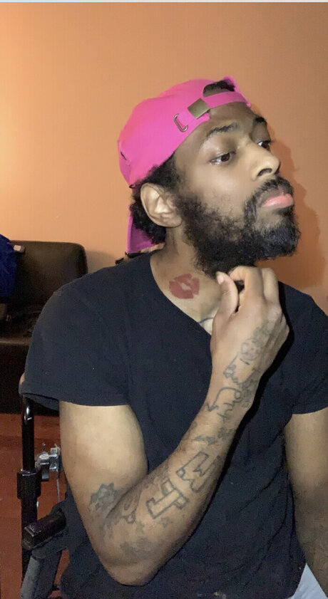 Foto desnuda filtrada de OnlyFans de Yungleejr