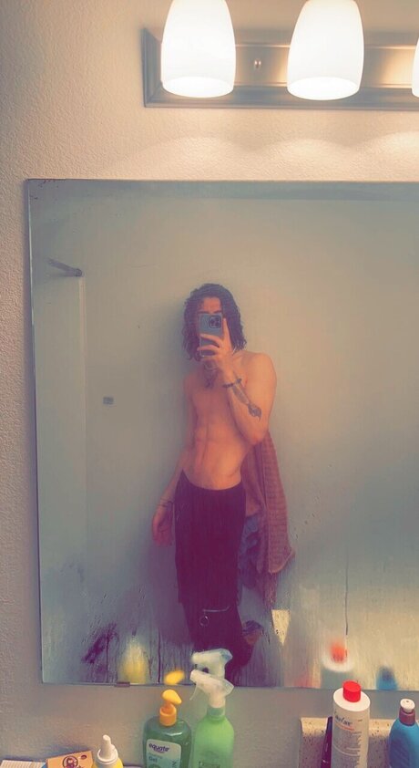 Foto desnuda filtrada de OnlyFans de Master Ry 