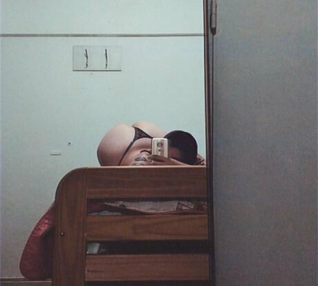 Foto desnuda filtrada de OnlyFans de Lucy