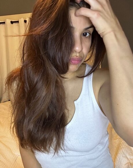 Hotwifejay22