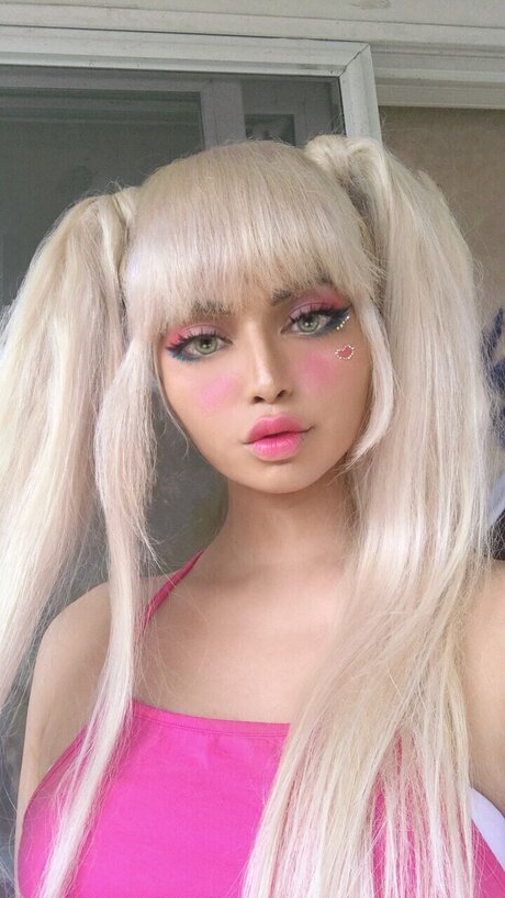 Auri The Doll