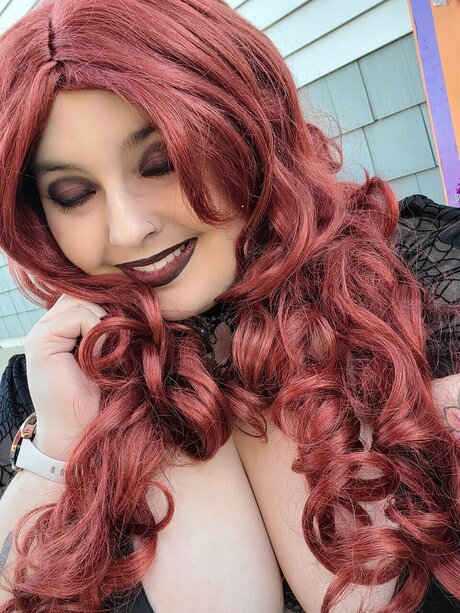 Foto desnuda filtrada de OnlyFans de Puff The Toking Dragon